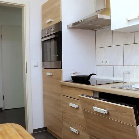 Kompass A 102-103 3*